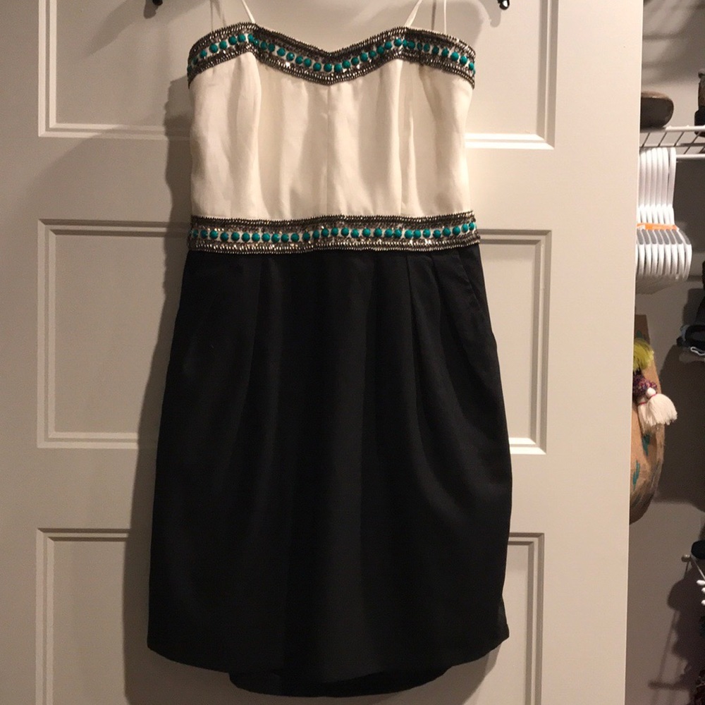 Large GB strapless dress